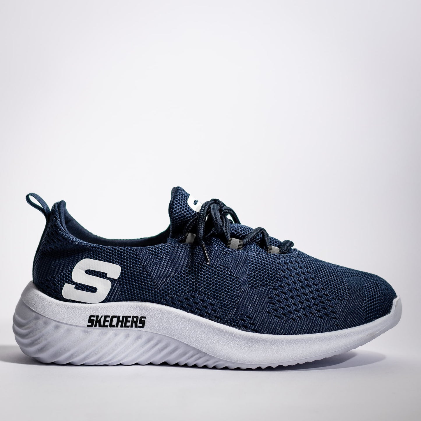 Tenis Skechers Clásico